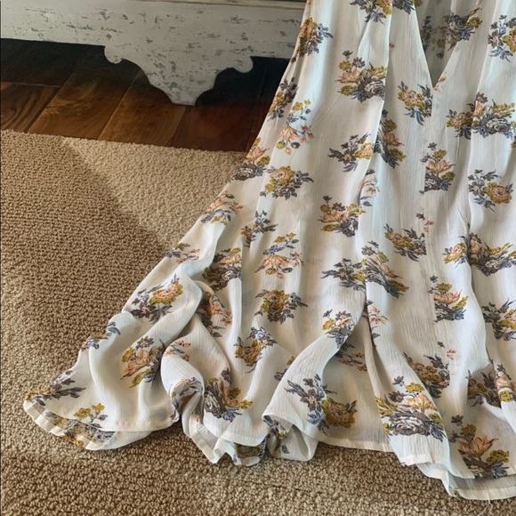 🌻Summer Floral Boho Laying Tunic Tank Sizes M - Picture 4 of 7